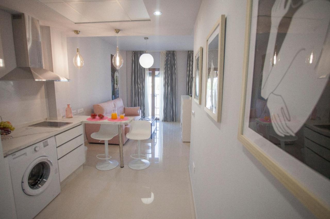 Apartamentos Los Moriles מראה חיצוני תמונה